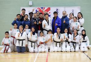Club members with certificates after a seminar